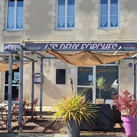 Hotel Les Deux Porches Verrieres  Exterior foto